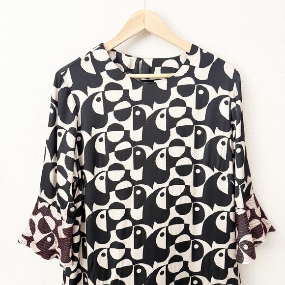 FARM RIO x ANTHROPOLOGIE | Geo Toucan Mini Dress - Picture 5 of 16